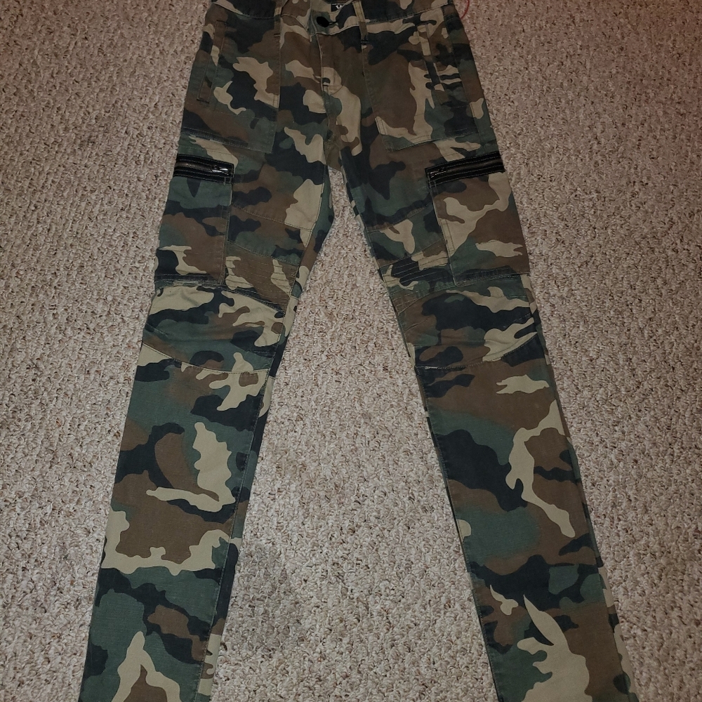 True Religion Mens Skinny Jean's size 28